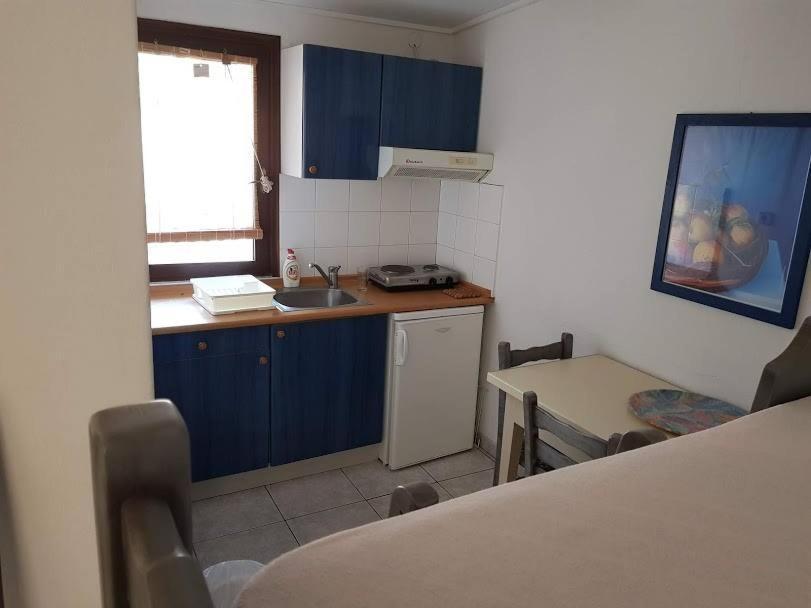 Paralía Villa Moras מראה חיצוני תמונה